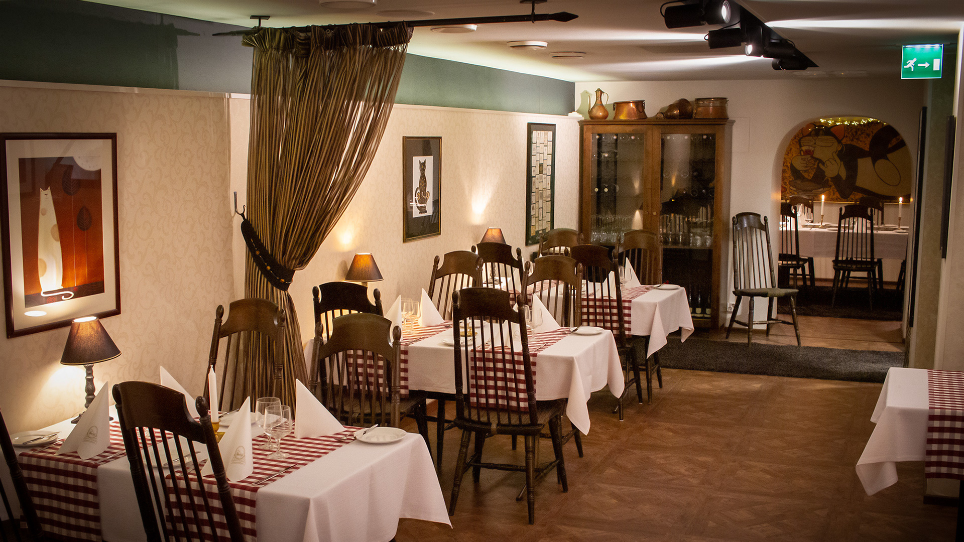 kuva kissanviiksien alakerrasta